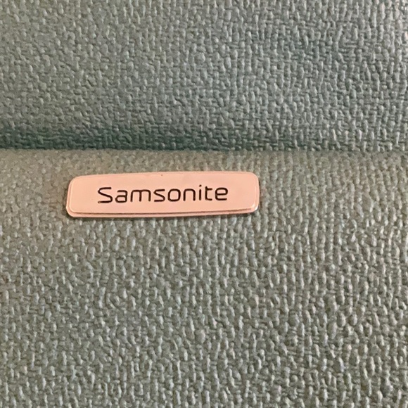 Blue - Samsonite Carry On/Overnight Bag - Picture 3 of 14